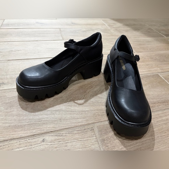 Dream Pairs Chunky Platform Mary Jane Pumps Black – Size 9 – New in Box - Picture 3 of 9